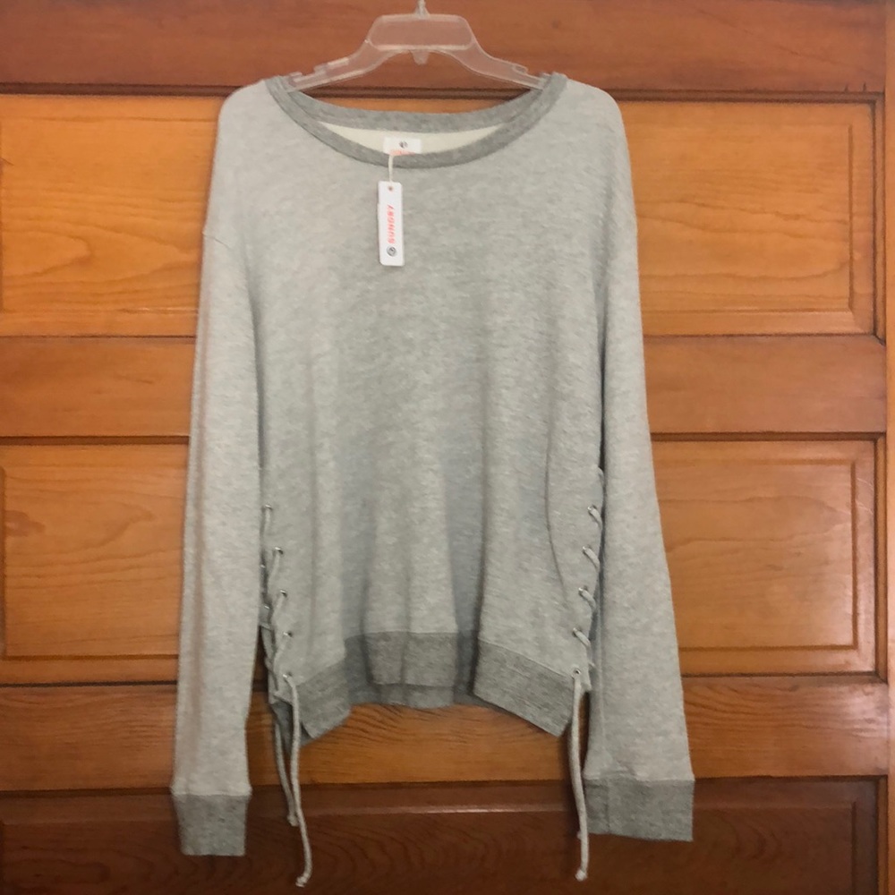 Sundry side tie sweatshirt in Heather grey.
